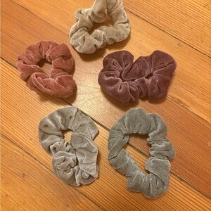 NWOT Velvet Scrunchie Set in Earth Tones